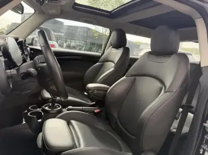 Photo 7 Mini Mini  Cooper 136ch  Edition Camden BVA7