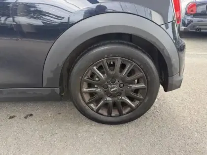 Photo 8 Mini Mini  Cooper 136ch  Edition Camden BVA7