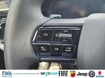 Photo 13 Alfa Romeo Junior  1.2 Ibrida 136ch DCT6