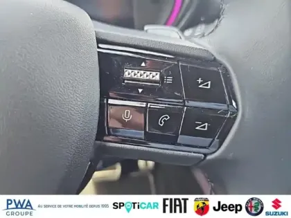 Photo 14 Alfa Romeo Junior  1.2 Ibrida 136ch DCT6