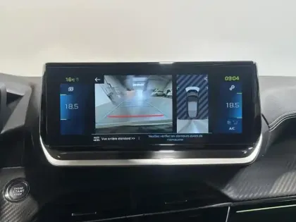 Photo 10 Peugeot 208  e- 136ch GT