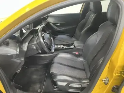 Photo 8 Peugeot 208  e- 136ch GT