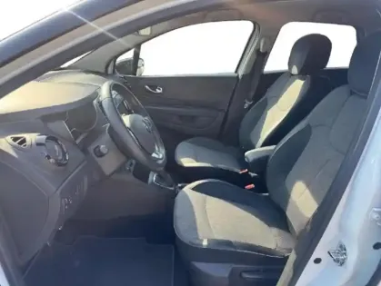 Photo 8 Renault Captur  1.3 TCe 150ch FAP Intens EDC
