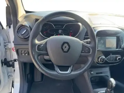 Photo 11 Renault Captur  1.3 TCe 150ch FAP Intens EDC