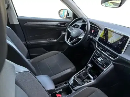 Photo 7 Volkswagen T-roc  1.5 TSI EVO 150ch Style DSG7