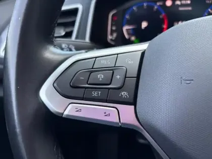 Photo 12 Volkswagen T-roc  1.5 TSI EVO 150ch Style DSG7