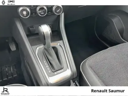 Photo 5 Renault Captur  1.6 E-Tech hybride 145ch Intens -21