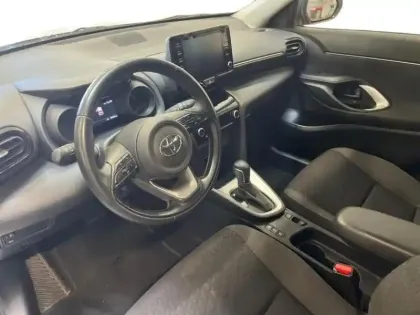 Photo 13 Toyota Yaris  Cross 116h Dynamic Business + Programme Beyond Zero Academy MY22