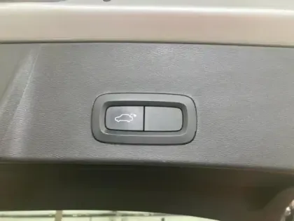 Photo 14 Volvo Xc40  D4 AdBlue AWD 190ch Business Geartronic 8