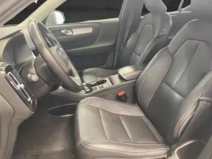 Photo 8 Volvo Xc40  D4 AdBlue AWD 190ch Business Geartronic 8