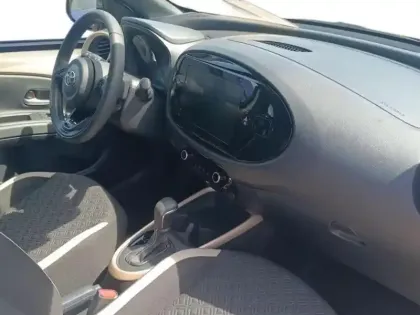 Photo 8 Toyota Aygo  X 1.0 VVT-i 72ch Design S-CVT MY24