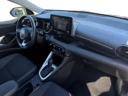 Photo 8 Toyota Yaris  116h Design 5p MY22