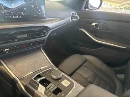 Photo 11 BMW Serie 3 Série 3 Touring 330eA 292ch M Sport