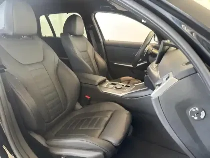 Photo 8 BMW Serie 3 Série 3 Touring 330eA 292ch M Sport