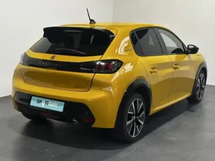 Photo 5 Peugeot 208  1.2 100 GT Line EAT8 i-Cockpit GPS Camera LED