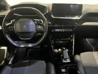 Photo 6 Peugeot 208  1.2 100 GT Line EAT8 i-Cockpit GPS Camera LED