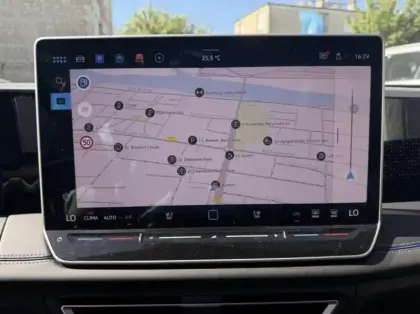 Photo 15 Volkswagen Tiguan  1.5 eHybrid 204ch R-Line Exclusive DSG6