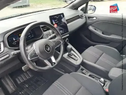 Photo 14 Renault Clio  1.6 E-Tech hybride 145ch Engineered