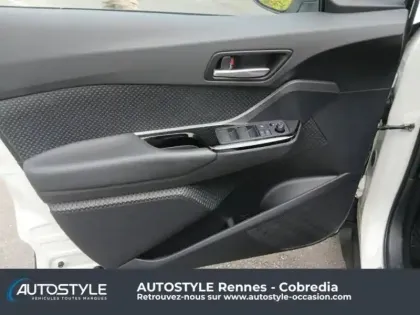 Photo 13 Toyota C-HR  122h GR-Sport 2WD E-CVT MY20