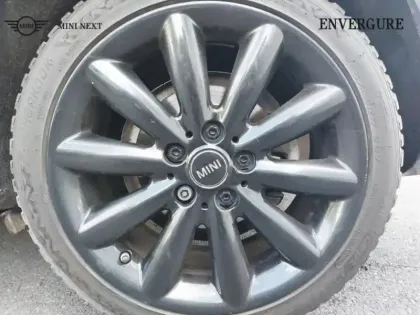 Photo 7 Mini Mini  5 Portes Cooper S 192ch Edition 60 Years BVA7 119g