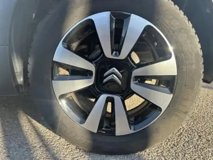 Photo 10 Citroën C3  1.2 PureTech 110ch S&S Shine 120-123g