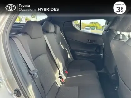 Photo 6 Toyota C-HR  2.0 Hybride 184ch Design E-CVT