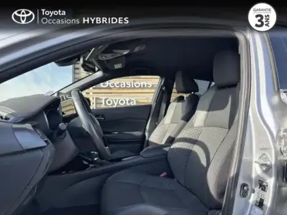 Photo 10 Toyota C-HR  2.0 Hybride 184ch Design E-CVT
