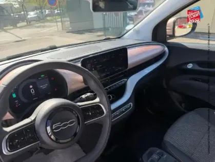 Photo 14 Fiat 500  e 118ch Icône