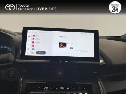 Photo 6 Toyota C-HR  2.0 Hybride 200ch Design MY25