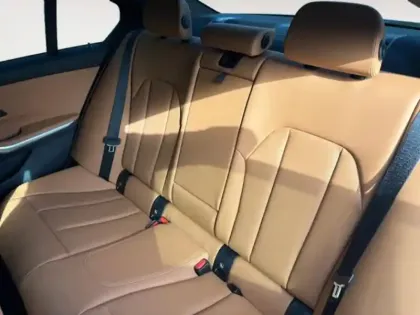 Photo 12 BMW Serie 3 Série 3 320dA xDrive 190ch M Sport