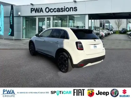 Photo 6 Fiat 600  1.2 Hybrid 100ch La Prima DCT6