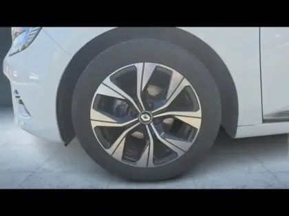 Photo 8 Renault Clio  1.0 TCe 100ch Evolution GPL