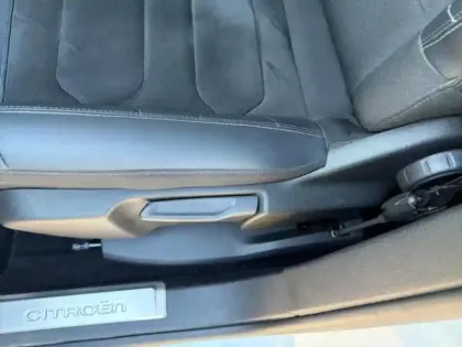 Photo 12 Citroën C5 aircross  Hybrid rechargeable 225ch Shine ë-EAT8