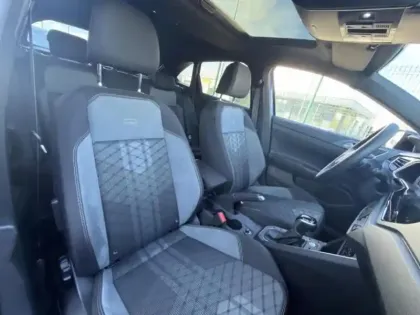 Photo 11 Volkswagen Taigo  1.5 TSI 150ch R-Line Edition DSG7