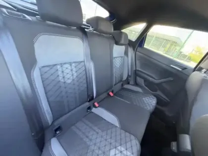 Photo 12 Volkswagen Taigo  1.5 TSI 150ch R-Line Edition DSG7