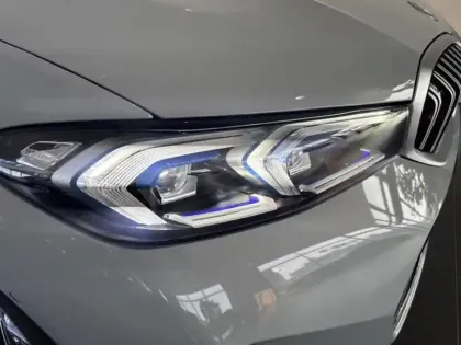 Photo 9 BMW Serie 3 Série 3 Touring 330eA 292ch M Sport