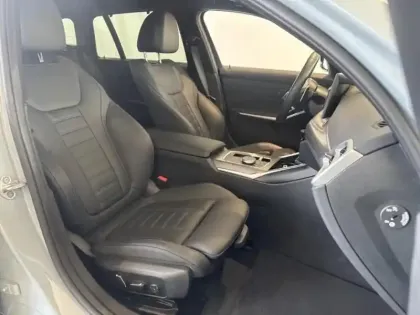 Photo 8 BMW Serie 3 Série 3 Touring 330eA 292ch M Sport