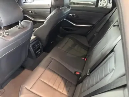 Photo 12 BMW Serie 3 Série 3 Touring 330eA 292ch M Sport