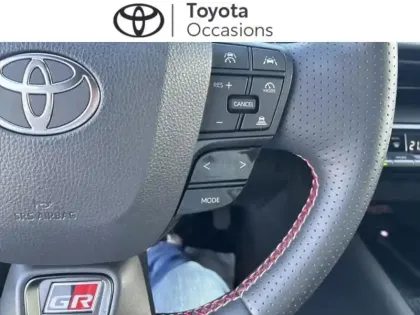 Photo 6 Toyota C-HR  2.0 Hybride 200ch GR Sport NG23