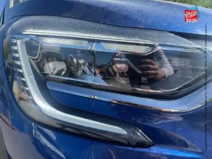 Photo 12 Renault Captur  1.5 Blue dCi 115ch Intens EDC