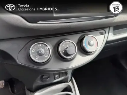 Photo 12 Toyota Yaris  110 VVT-i Ultimate CVT 5p