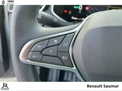 Photo 8 Renault Clio  1.6 E-Tech 145ch full hybrid esprit Alpine - 24