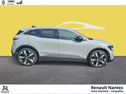 Photo 19 Renault Megane  E-Tech Electric EV60 220ch Techno super charge