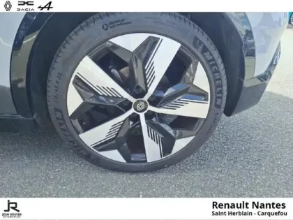 Photo 8 Renault Megane  E-Tech Electric EV60 220ch Techno super charge