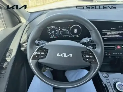 Photo 8 Kia Niro  1.6 GDi 129ch HEV Premium DCT6