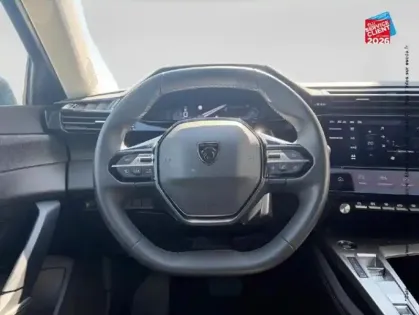 Photo 11 Peugeot 408  Hybrid 136ch Allure e-DCS6