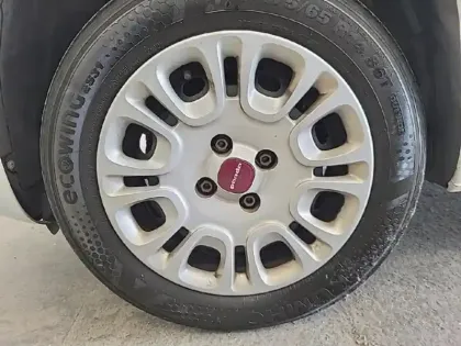 Photo 10 Fiat Panda  1.2 8v 69ch S&S Lounge Euro6D 112g