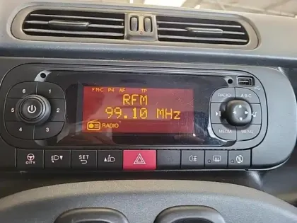 Photo 14 Fiat Panda  1.2 8v 69ch S&S Lounge Euro6D 112g