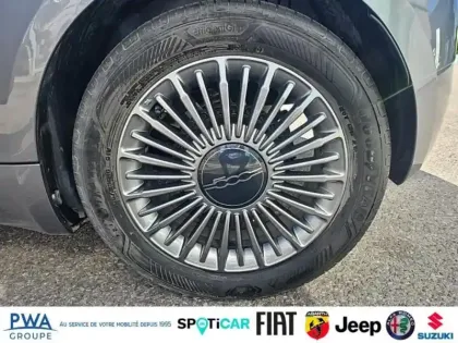 Photo 10 Fiat 500  e 118ch Pack Confort MY23