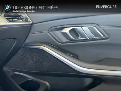 Photo 13 BMW Serie 3 Série 3 318dA 150ch M Sport